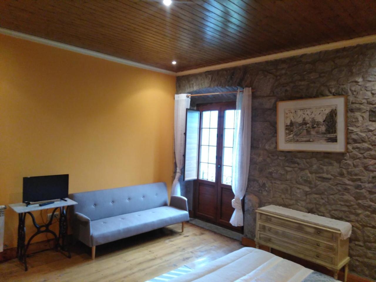 Agroturismo La Casona De Belmonte Ovinana  Екстер'єр фото