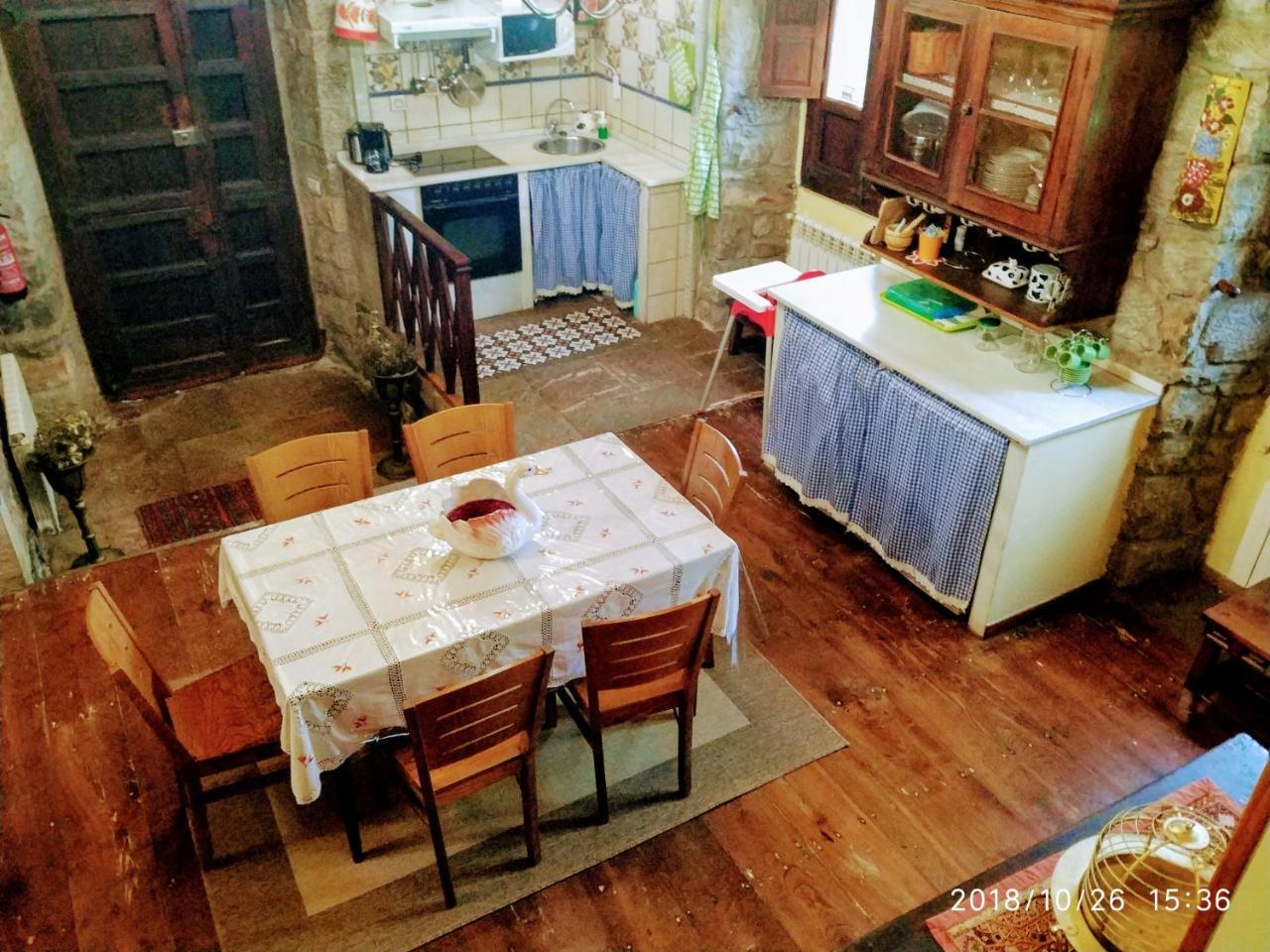 Agroturismo La Casona De Belmonte Ovinana  Екстер'єр фото